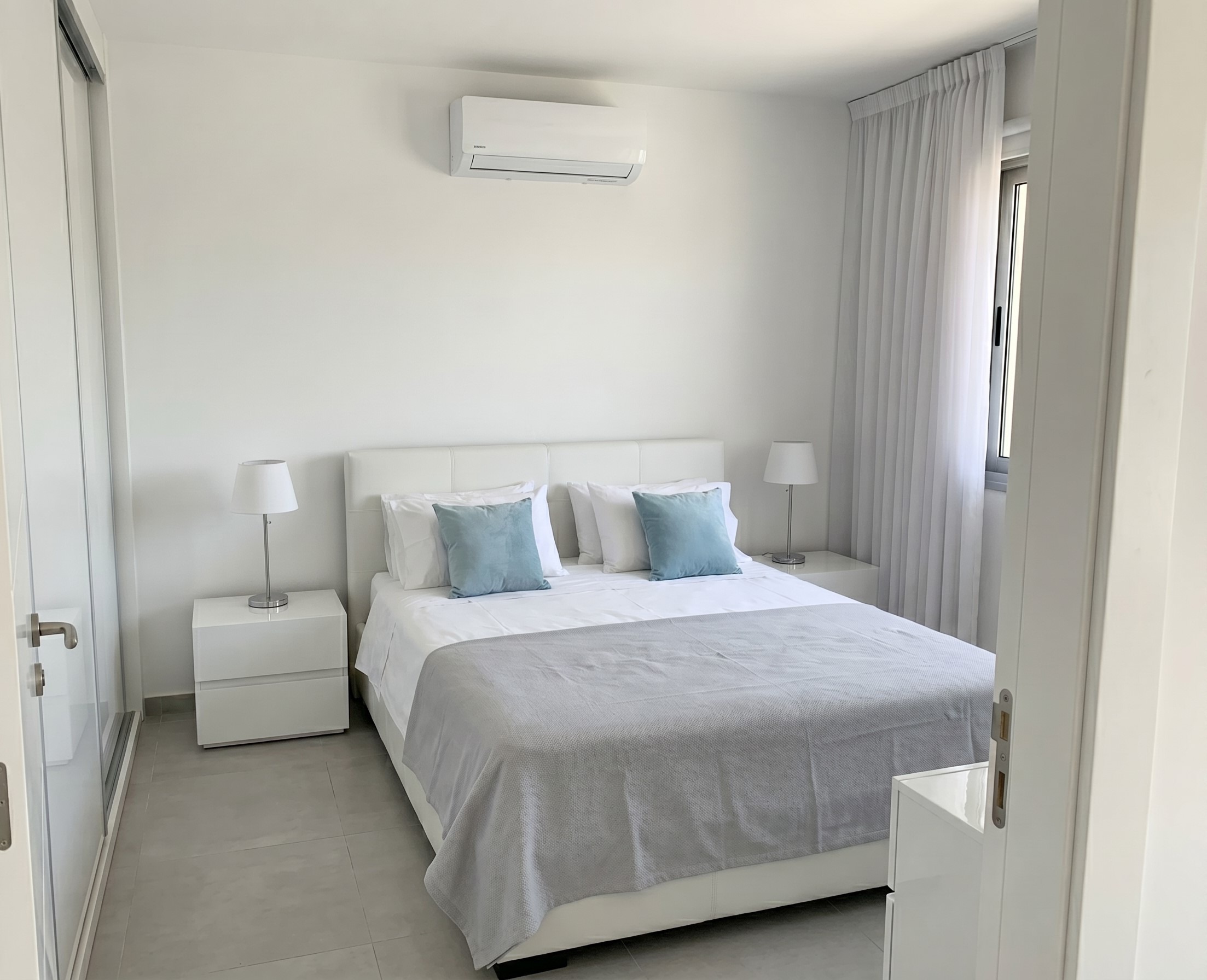 Silema Holiday Flats Apartment Deluxe master bedroom